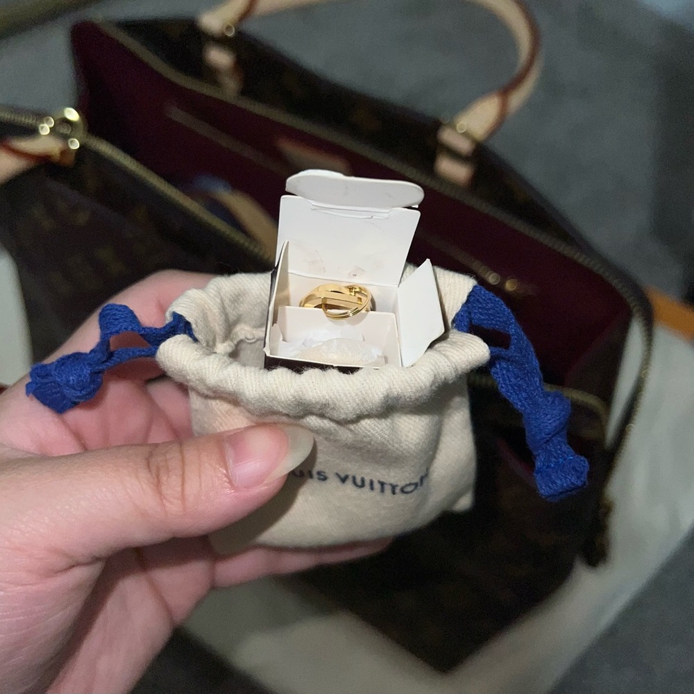 LouisVuitton Monogram Grand Palais ✨ OPEN TO CONVERSATIONS OUTSIDE POSHMARK